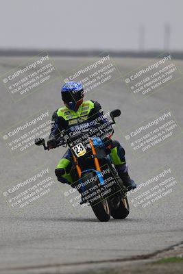 media/Nov-30-2025-TrackDaz (Sun) [[d8b22663df]]/C Group/Session 4 (Outside Grapevine)/